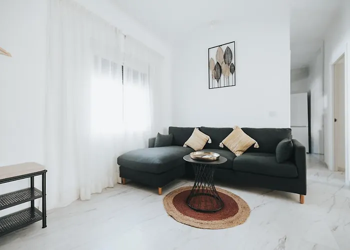 Shiny Nab Super Family Apartment