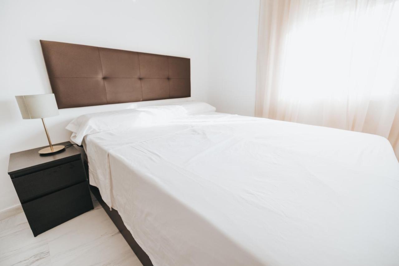 Shiny Nab Super Family Apartment Malaga